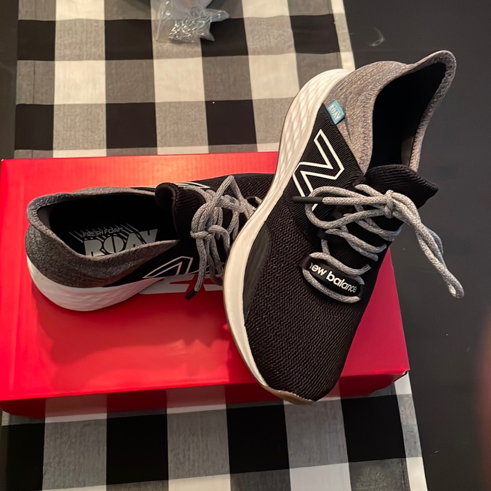 New Balance running shoe, women’s size 7
